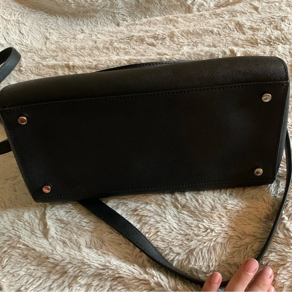 Kate Spade Laurel Way Bag - Picture 4 of 8